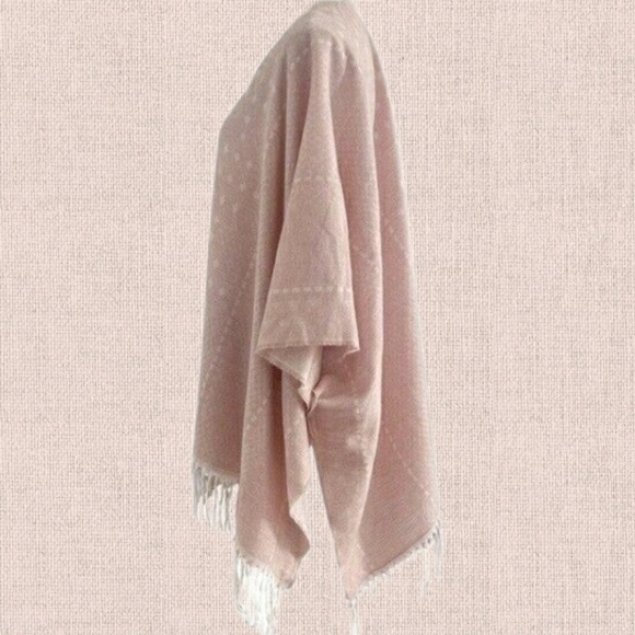 Gentle Fawn M/L Hermosa Kimono Cover-up Scarf Shawl Wrap PINK w Fringe *BNIP - Picture 7 of 16